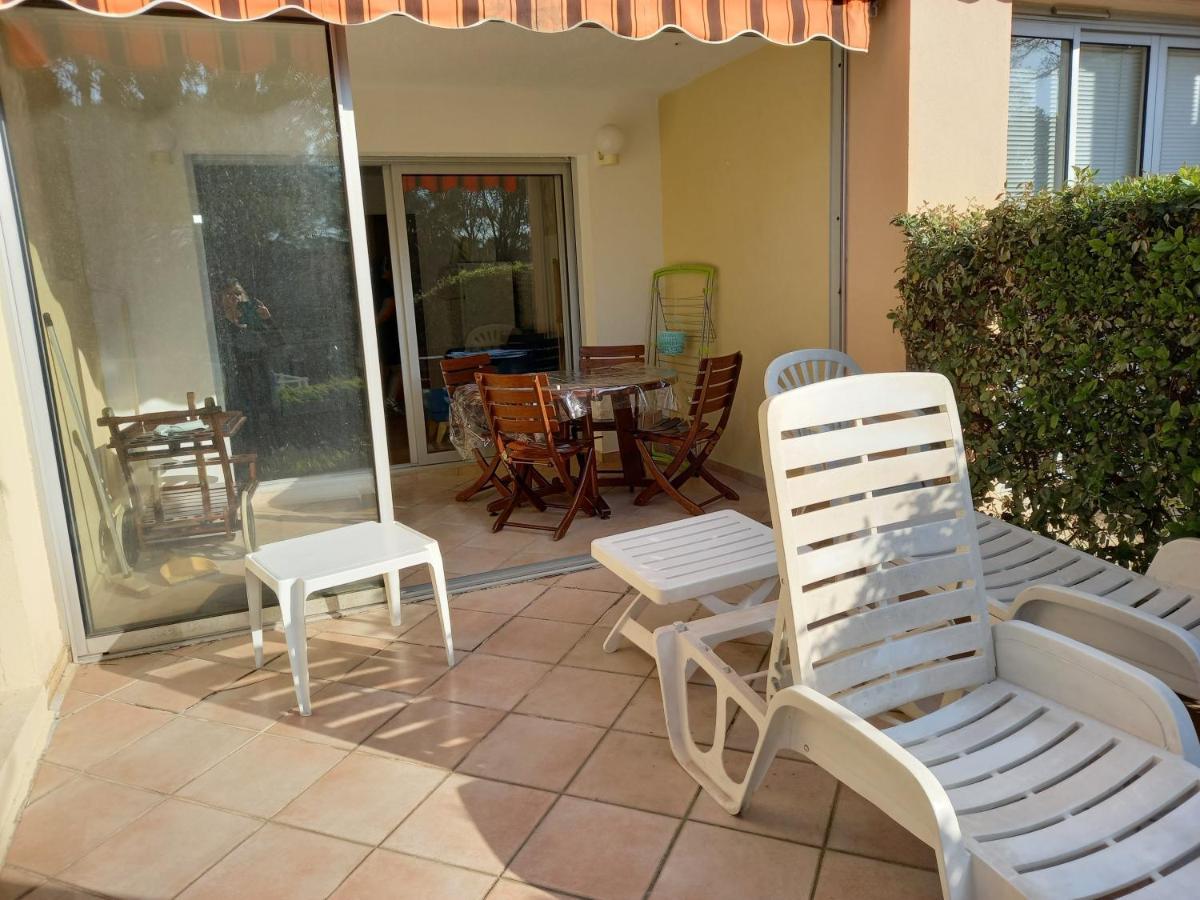 Les Hauts Du Golf Rez De Jardin Piscine Tennis Saint-Raphaël Kültér fotó