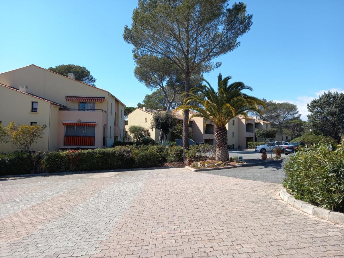 Les Hauts Du Golf Rez De Jardin Piscine Tennis Saint-Raphaël Kültér fotó